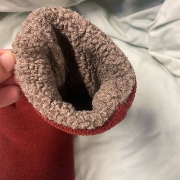 Fleece Mittens - Picture 2 of 2